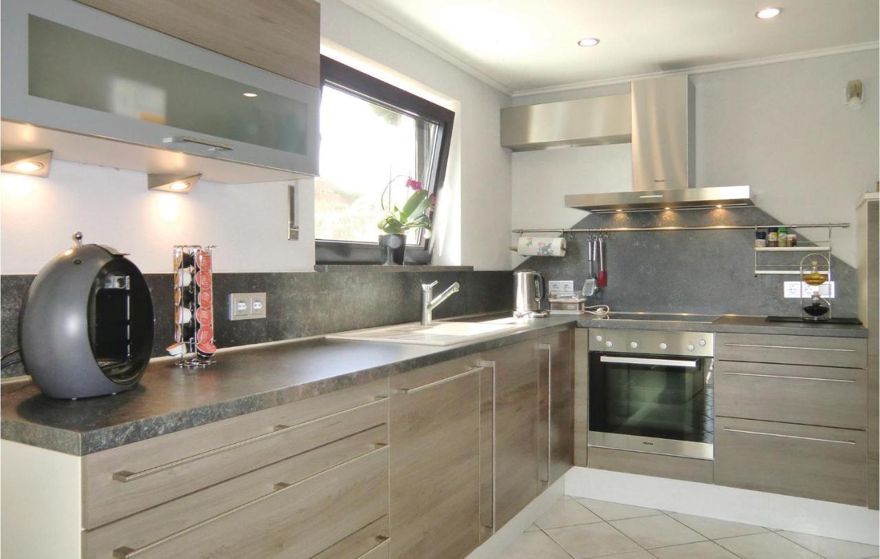 Amazing Apartment In Karlshausen With Kitchen Exterior foto