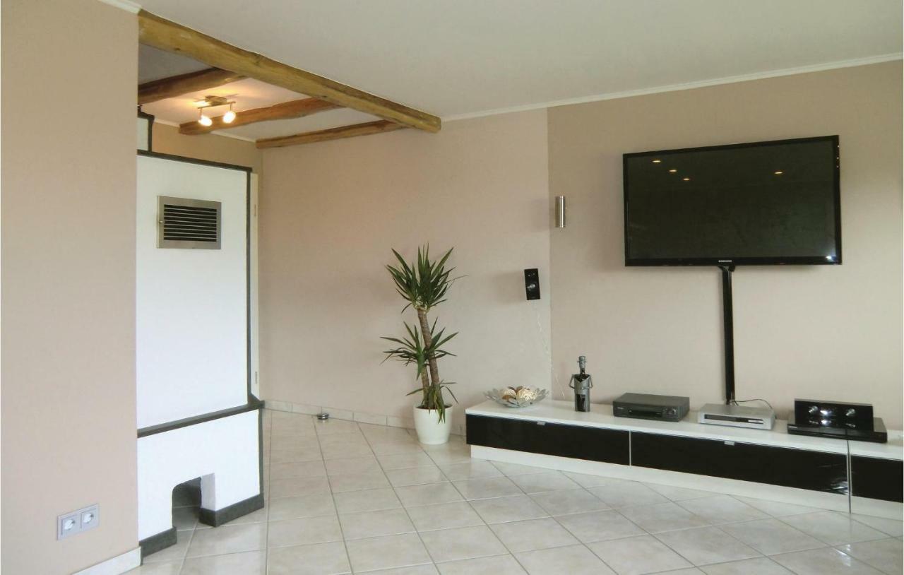 Amazing Apartment In Karlshausen With Kitchen Exterior foto